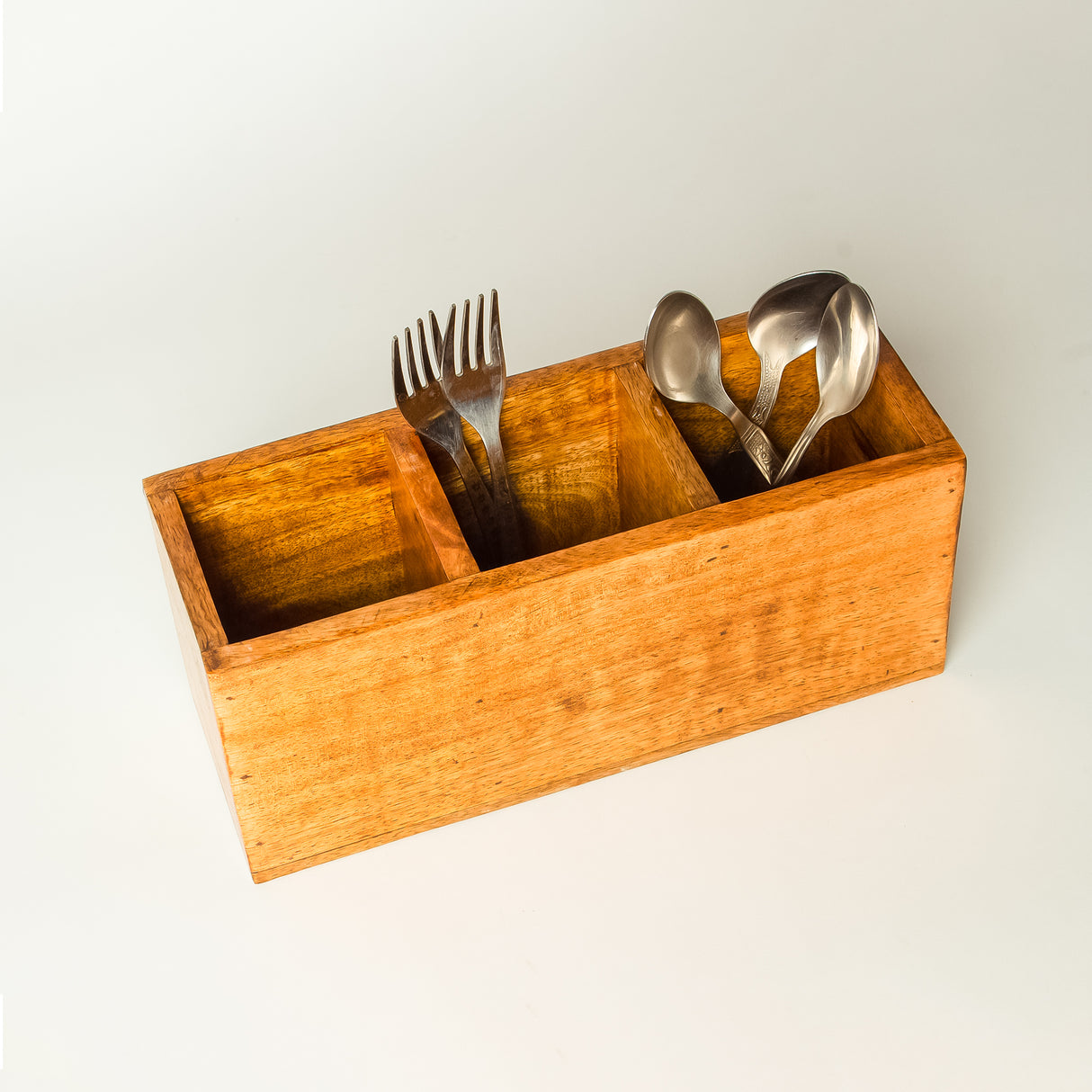 wooden cutlery holder, utensil organizer, kitchen utensil holder, rustic cutlery organizer, acacia wood cutlery holder, wooden utensil caddy, kitchen countertop organizer, dining table organizer, spoon fork knife holder, wooden napkin holder, silverware organizer, flatware caddy, kitchen storage box, restaurant cutlery holder, farmhouse kitchen organizer, Saleberate.