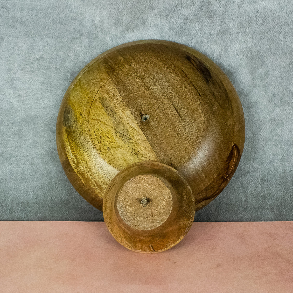 Fruit bowl,Footed bowl, Kitchen bowl, Tabletop decorative bowl, Wooden bowl, Snacks, Fruits, Rustic charm, Mango wood bowl, Christmas table centerpiece, Home decor bowl, Kitchen countertop, Decorative bowl, Wooden serving bowl, Kitchen decor, Wooden kitchen bowl, Candy bowl, Centerpiece, Wooden fruit bowl