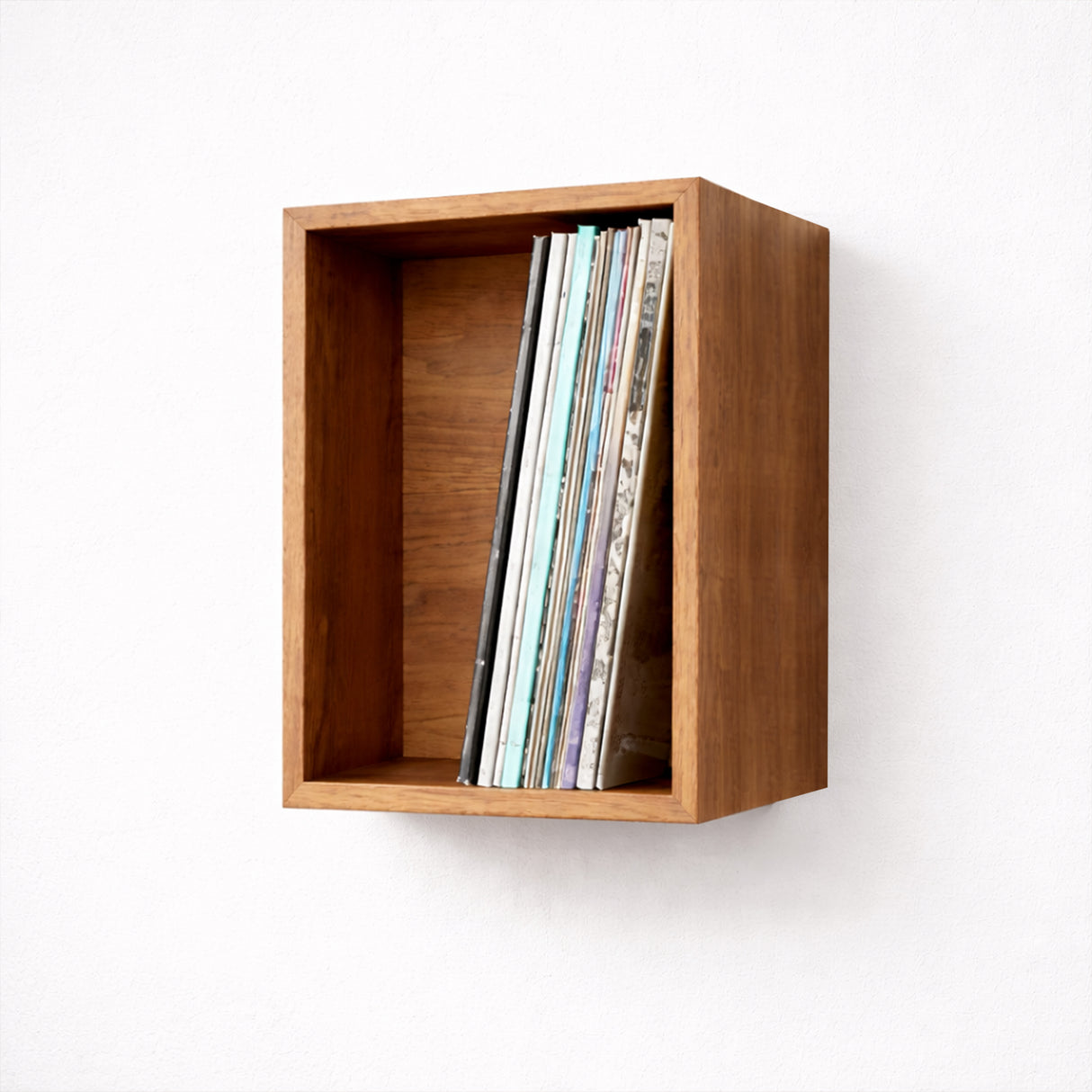 Premium Handcrafted Wall Shelves – Elegant Wooden Storage in Individual & Combo Designs