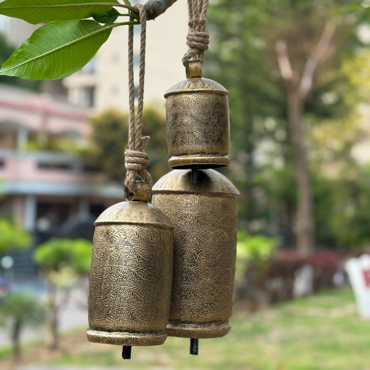 Rustic Metal Decorative Cowbell Set of 3